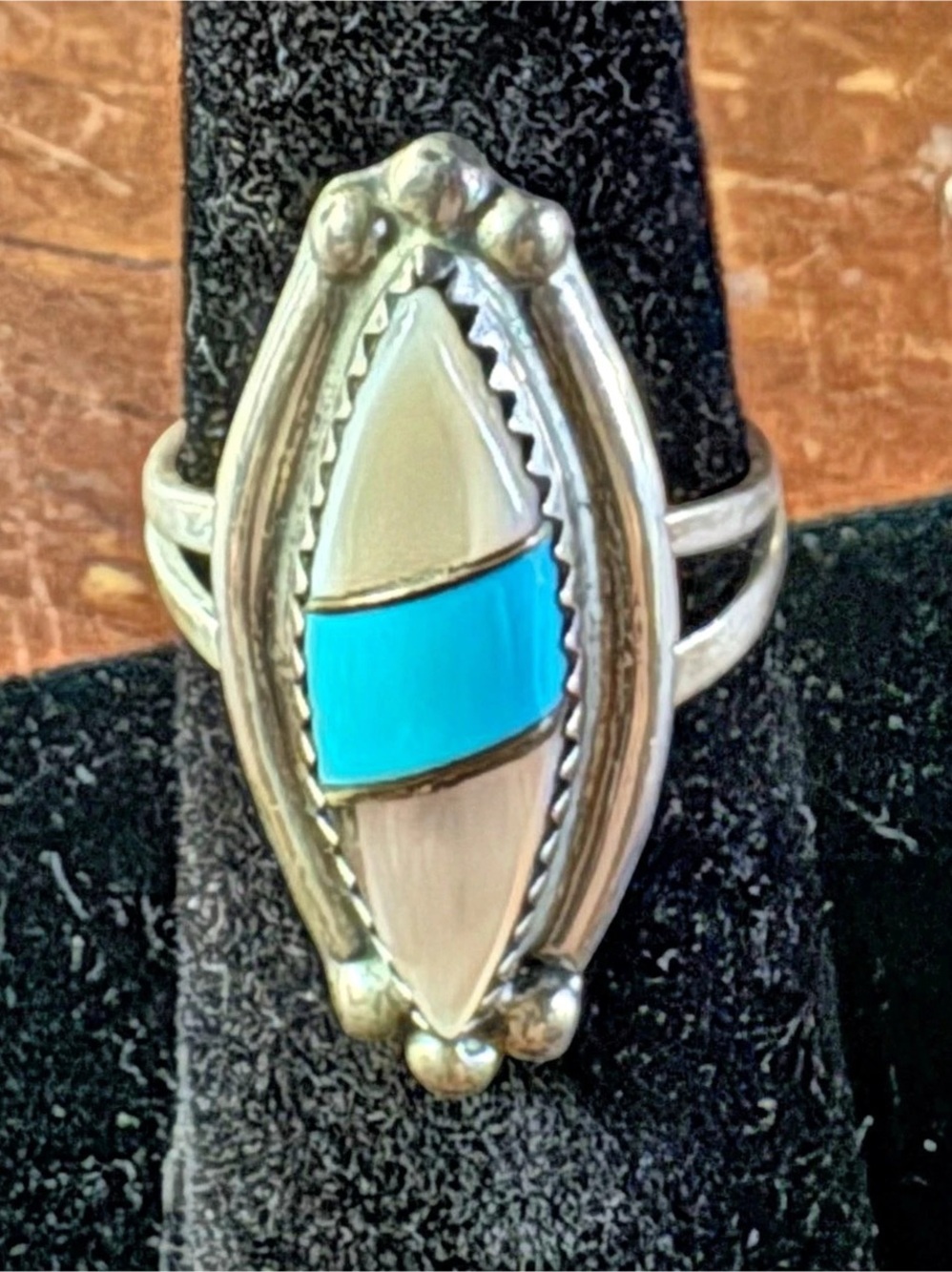 Turquoise & White Navajo Ring size 7